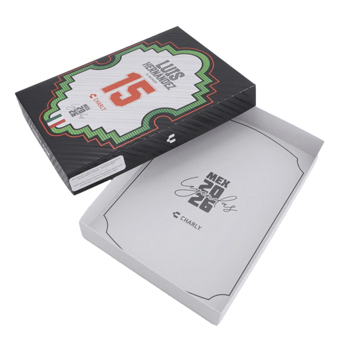 An open black and white Charly box for Luis Hernández, featuring his name, number 15, and an Aztec jersey graphic. The base displays "MEX 26 Leyendas" branding.
